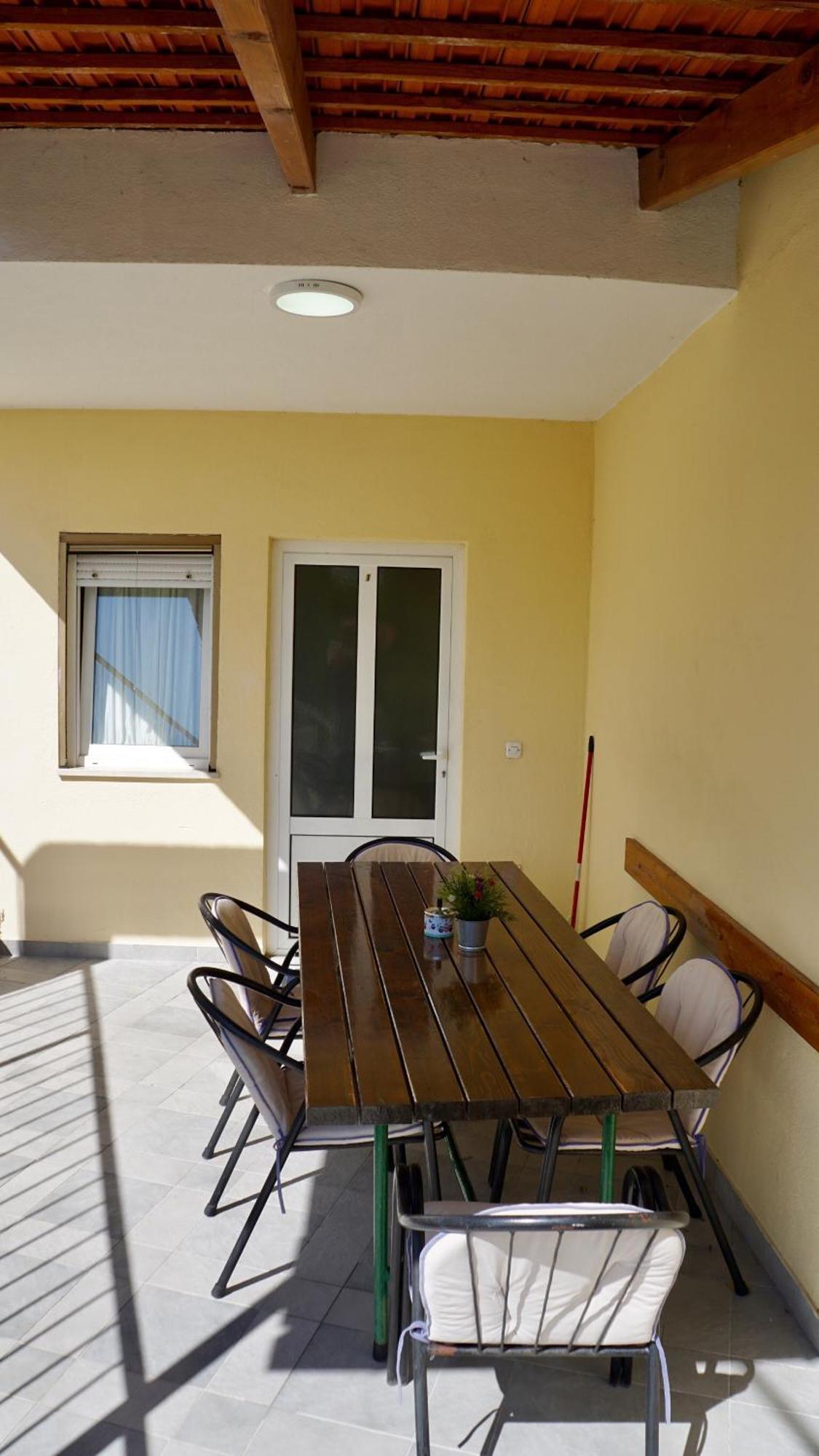 Apartments Niksa Kastelan Omiš Eksteriør billede