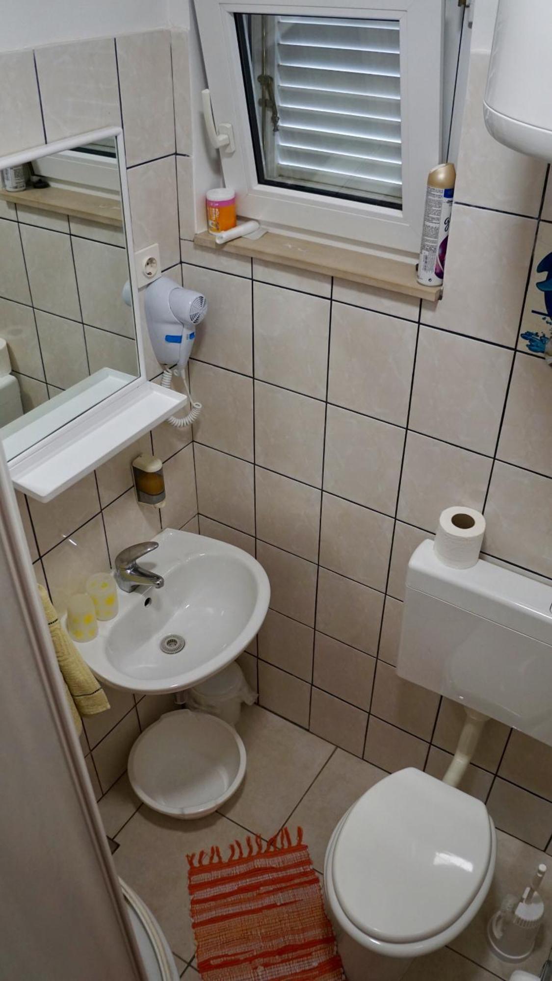 Apartments Niksa Kastelan Omiš Eksteriør billede
